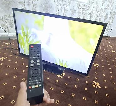 Телевизор **TCL 32D6** с диагональю **32 дюйма**. всё работает