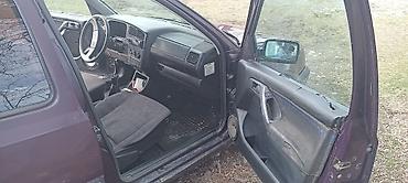 Volkswagen: Volkswagen Golf: 1995 г., 2 л, Механика, Бензин, Хэтчбэк — 2