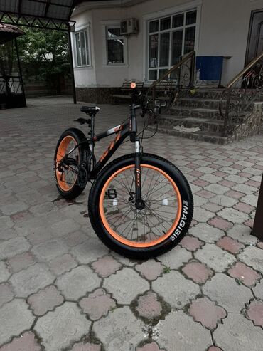 велосипеды с большими колёсами: Городской велосипед