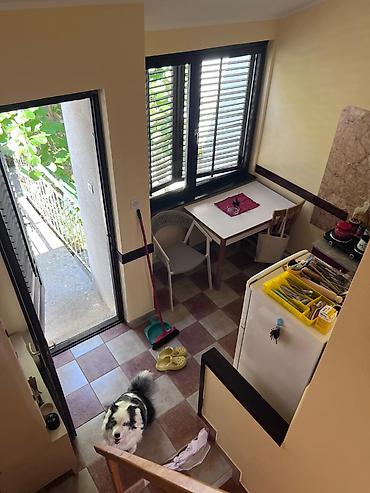 nekretnine oglas: Kompletno renoviran apartman sa pogledom na Boku – Krašići (52m²) Na — 10