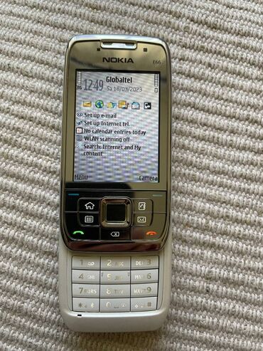 Nokia E66, br.13, lepo ocuvana, odlicna life timer 21:14 Nokia E66