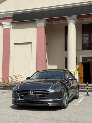 Hyundai: Hyundai Sonata: 2019 г., 2 л, Автомат, Бензин, Седан