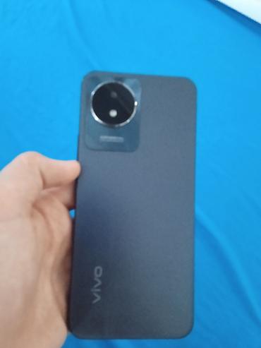 Техника жана электроника: Vivo Y02, Колдонулган, 32 ГБ, түсү - Кара, 1 SIM, 2 SIM — 1