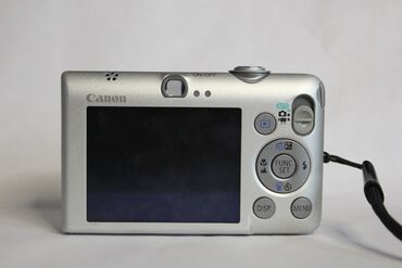 canon camera: Продаю фотоаппарат Canon,коробка имеется,не работает, причина