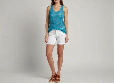 t shirty z piórami: Jennifer Taylor, Women`s top, size M
