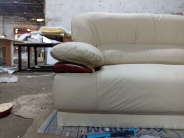 Ремонт, реставрация мебели: ✨ Привет! Я предлагаю услуги по перетяжке мебели, чтобы вернуть ей — 10