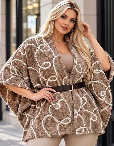✨️Prelep model ponča ✨️
Velicine: S M L XL XXL XXXL
Cena:3100 dinara