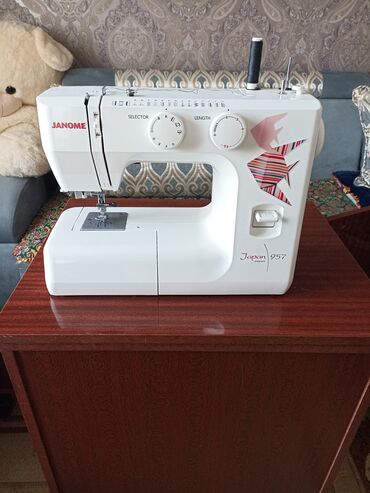 janome швейная машинка: Швейная машина Janome, Полуавтомат