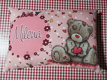 Jastuci: Dimenzije jastuka 45x32 su 1999 din i 32x32 su 1999 din. Dizajn na lalafo.rs — 43 Jastuci: Dimenzije jastuka 45x32 su 1999 din i 32x32 su 1999 din. Dizajn — 43