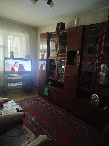 Кыймылсыз мүлк: 2 бөлмө, 52 м², 106-серия, 1 кабат, Эски ремонт — 3