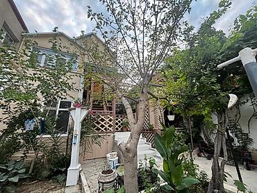 Həyət evləri və villaların satışı: Binəqədi qəs. 6 otaqlı, 170 kv. m, Orta təmir — 28