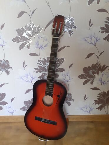 gitara işlənmiş: Klassik gitara, İşlənmiş, Rayonlara çatdırılma