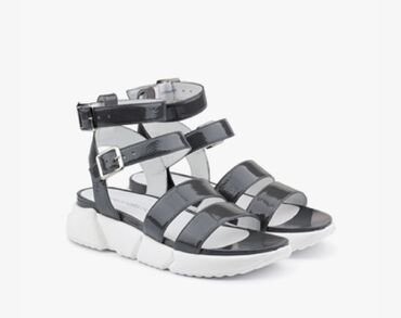 plastične sandale za vodu: Sandals, Zara, 40