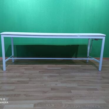 Kuşetkalar: Sadə baş hissəsi qalxıb enən Nazik maçalkalı kuşetka 
müayinə üçün — 2