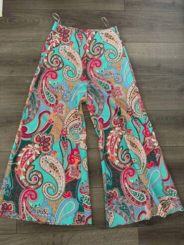 pantalone calzedonia: Flare