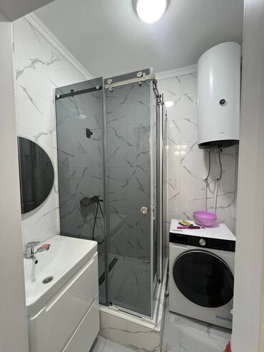 Душевые перегородки и ограждения: Душевая кабина с раздвижными дверями и матовым стеклом. Оснащена at lalafo.kg — 8 Душевые перегородки и ограждения: Душевая кабина с раздвижными дверями и матовым стеклом. Оснащена — 8