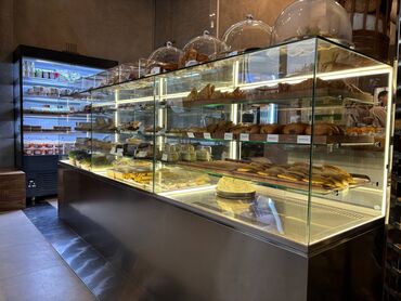 Холодильные витрины: Витрина охлаждаемая Кондитерская витрина Витрина для кондитерских — 9