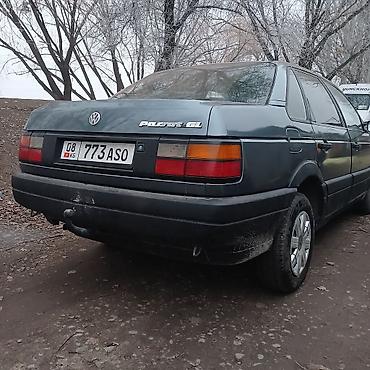 Volkswagen: Volkswagen Passat: 1988 г., 1.8 л, Механика, Бензин, Седан — 5