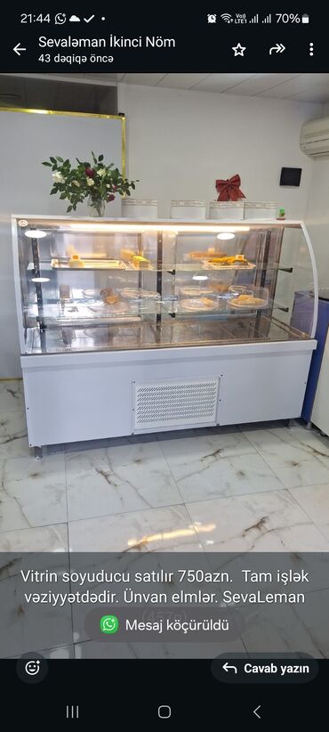 Professional sobalar: Vitrin soyuducu satılır 750azn. Tam işlək vəziyyətdədir. Ünvan