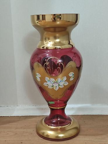 Bir vaza, Bogem şüşəsi