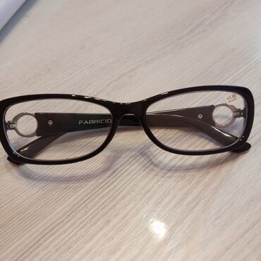 оригинальные духи в баку: Çox az istifadə olunub 
+1,5 
Ünvan Xırdalan