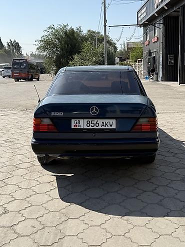 fr v: Mercedes-Benz W124: 1988 г., 2 л, Механика, Бензин, Седан — 4