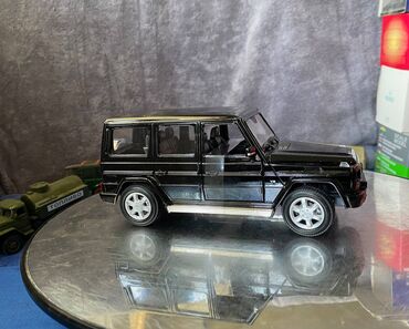 Avtomobil modelləri: Mercedes, 2009 il, 1:24, Dəmir, Ödənişli çatdırılma — 18