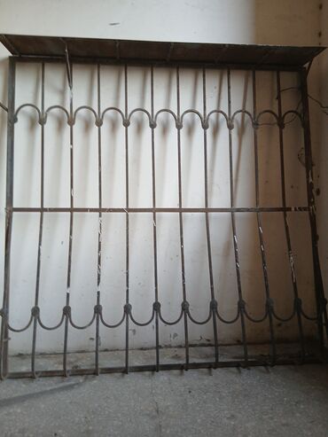 Məhəccərlər: Balkon üçün Məhəccər, Polad