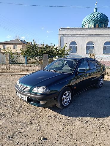 Toyota: Toyota Avensis: 1998 г., 1.8 л, Механика, Бензин, Хэтчбэк — 1