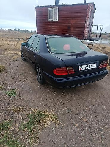 Mercedes-Benz E-Class: 1997 г., 2 л, Механика, Бензин, Седан