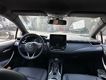 на corolla: Toyota Corolla: 2022 г., 1.8 л, Автомат, Гибрид, Седан — 6