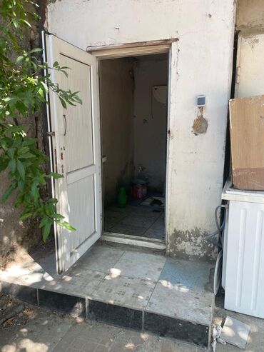 Otaqların uzunmüddətli kirayəsi: Tecili Heyder Eliyev prospektinde sakit bir mehlede esas yoldan 200 — 4