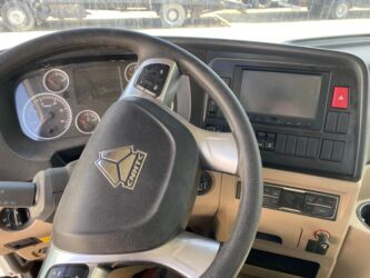 Грузовики: Грузовик, Howo, Б/у — 8