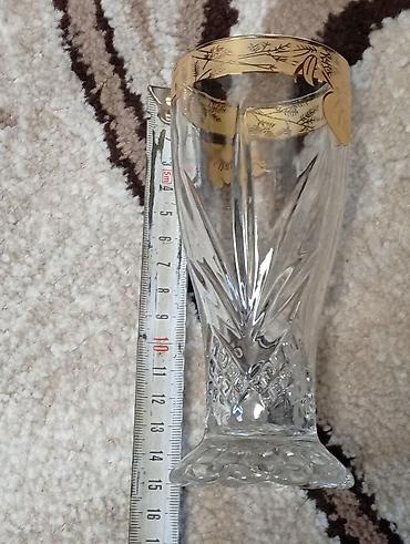 Другие товары для кухни: Продаются бокалы б/ у 50 сом штука, рюмки б/у 30 сом штука вазочки — 3