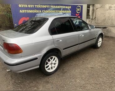 авто через банк: Honda Civic: 1999 г., 1.6 л, Автомат, Бензин, Седан