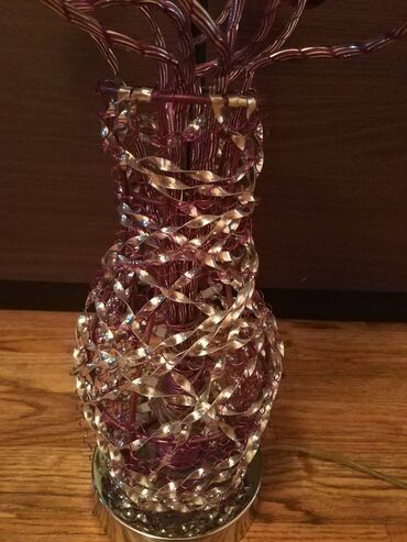 Рабочие настольные лампы: Продаю Светильник, в виде вазы с цветами. Светильник полностью — 6