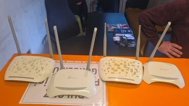 Модемы и сетевое оборудование: Modem. 5 eded var 10 manatdan isteyen olsa buyursun.adaptorlari da var
