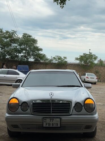 yeşqa mercedes: Mercedes-Benz E 280: 2.8 l | 1998 il Sedan