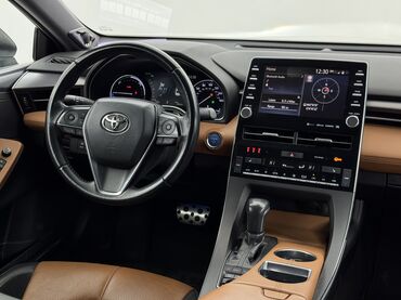 Toyota: Toyota Avalon: 2021 г., 2.5 л, Гибрид — 7