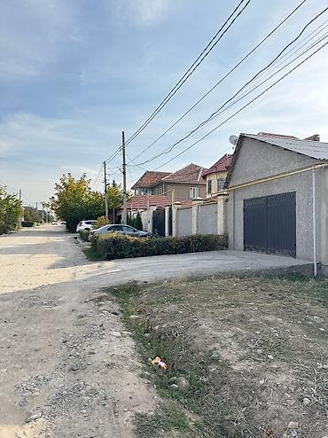 Продажа коттеджей и домов: Продается прекрасный участок 7 соток (размер 40на17.5) на пересечении — 16