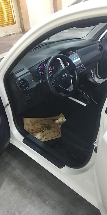 orta panel: Toyota Corolla: 1.5 l | 2019 il Sedan — 7