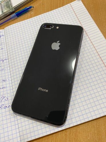 Apple iPhone: IPhone 8 Plus, Б/у, 64 ГБ, Черный, Чехол, 73 %
