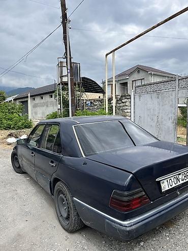 09 maşın: Mercedes-Benz E-Class: 2.5 l | 1986 il Sedan — 7