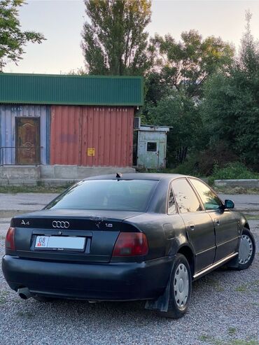 протер 2: Audi A4: 1995 г., 1.8 л, Механика, Бензин, Седан