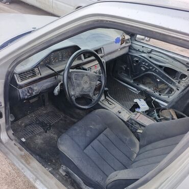 оборудование автомойка: Mercedes-Benz W124: 1994 г., 3.2 л, Автомат, Бензин, Седан