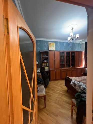 Həyət evləri və villaların satışı: Bakıxanov qəs. 6 otaqlı, 300 kv. m, Kredit yoxdur, Orta təmir — 6