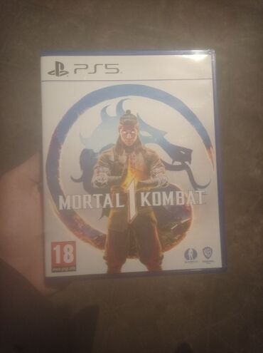Игровые диски и картриджи: Mortal Kombat 1 Disqi Satılır Çox Az Istifadə olunub disqdə Cızıq