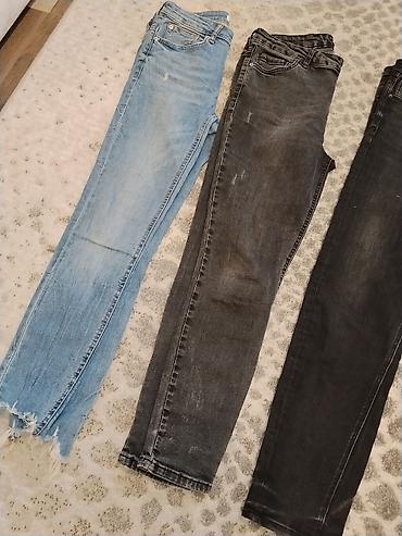 34 helanke: Lot ženskih farmerki – 4 para - Kroj: uske (skinny), nizak do srednji — 2