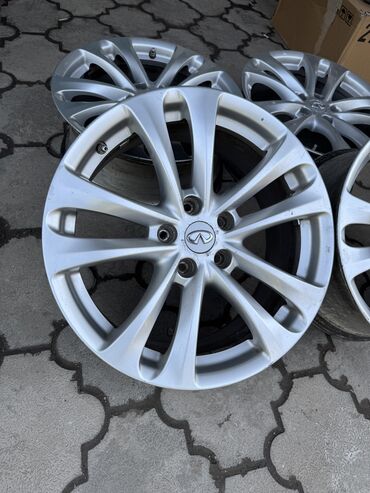 Диски: Литые Диски R 18 Комплект, отверстий - 5, Б/у — 7