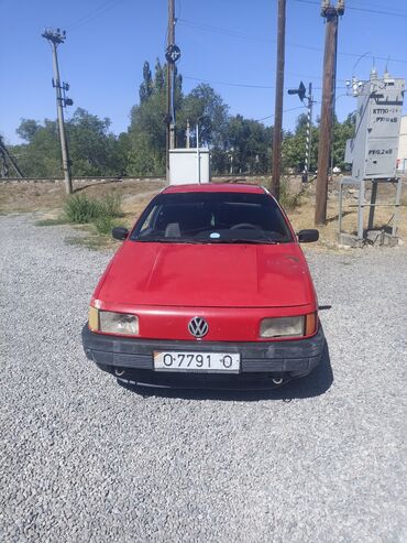 подстаканник на мерседес: Volkswagen Passat: 1989 г., 1.8 л, Механика, Газ, Седан
